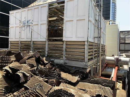 冷卻塔配件之間的配合相當(dāng)重要及風(fēng)機(jī)葉片出現(xiàn)斷裂應(yīng)